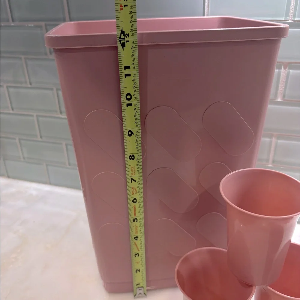 Vintage Mauve Waste Basket and Four Matching Cups